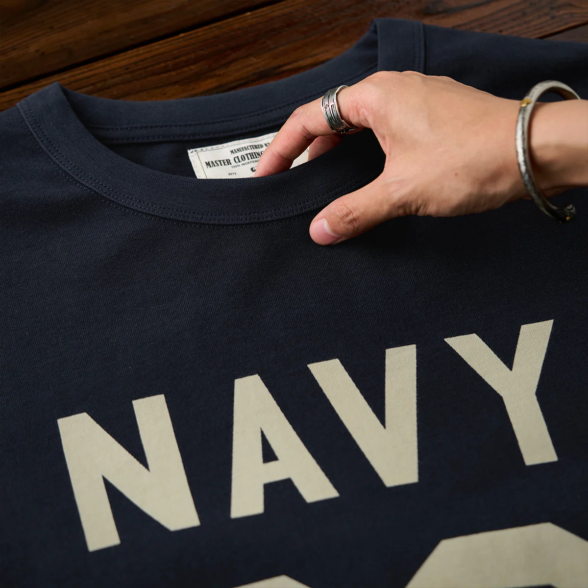280ｇヘビーウェイト　「NAVY 68」プリントコットンロンＴ - Image 10