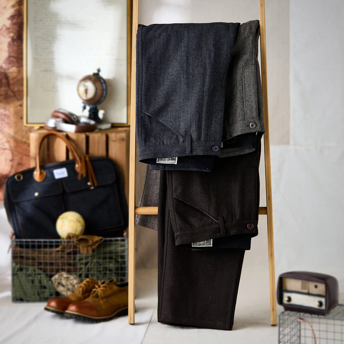 Business&Casual　ウール混ヘリンボーンツイルスラックス - Image 5