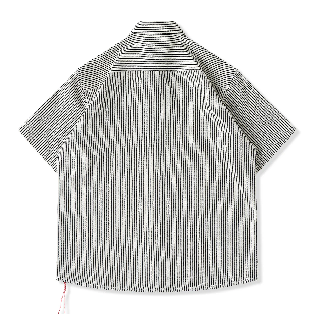 紅白ヒモ付き 「Karaku」刺繡ロゴ 先染めストライプ半袖シャツ - Image 2