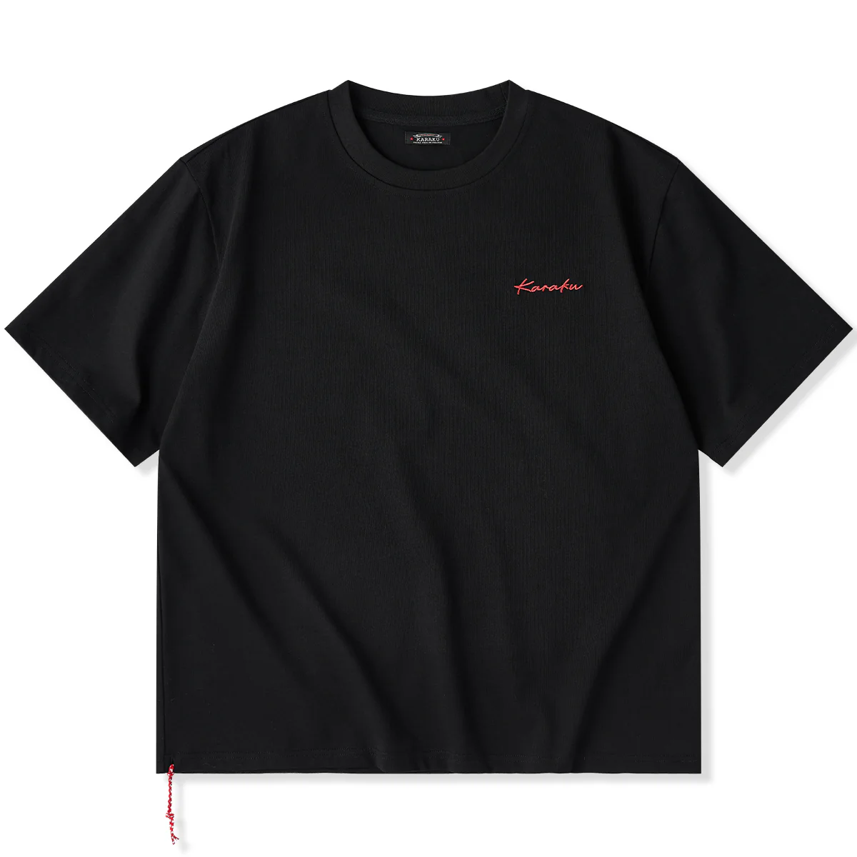 紅白ヒモ付き 「KaraKu」ロゴ刺繡入りブラックコットンTee