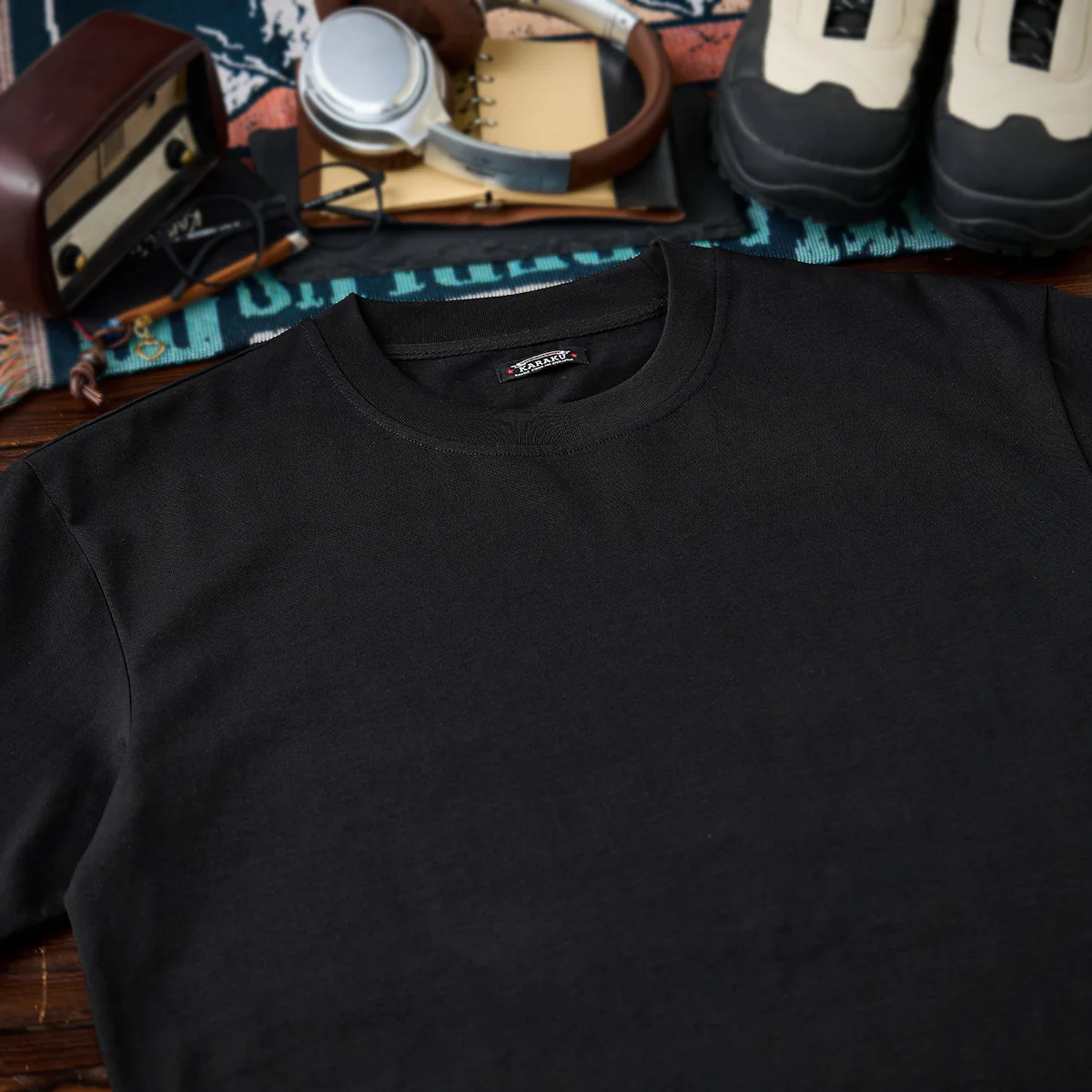 紅白ヒモ付きサイドジップ オールブラックコットンベーシックTee - Image 4