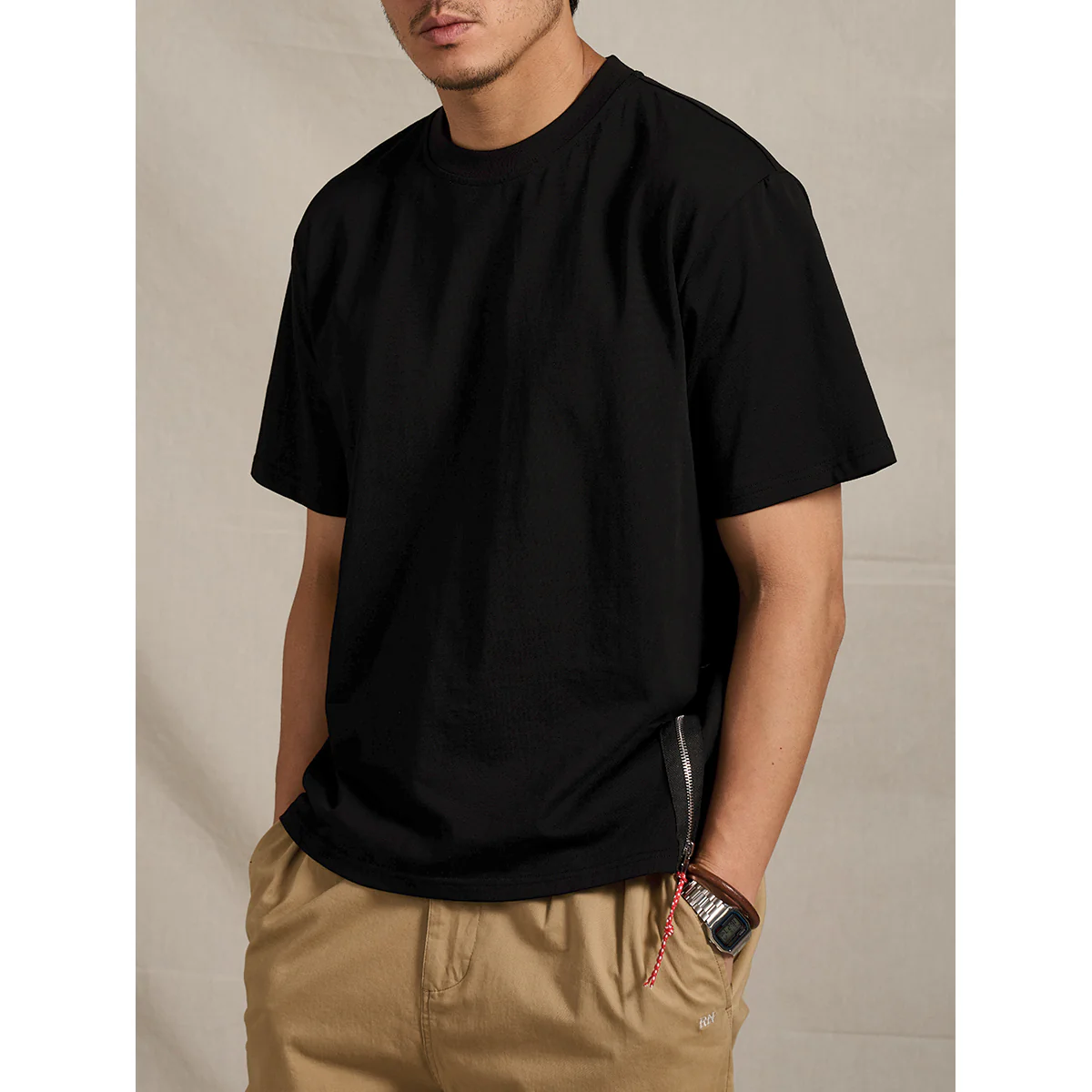 紅白ヒモ付きサイドジップ オールブラックコットンベーシックTee - Image 7