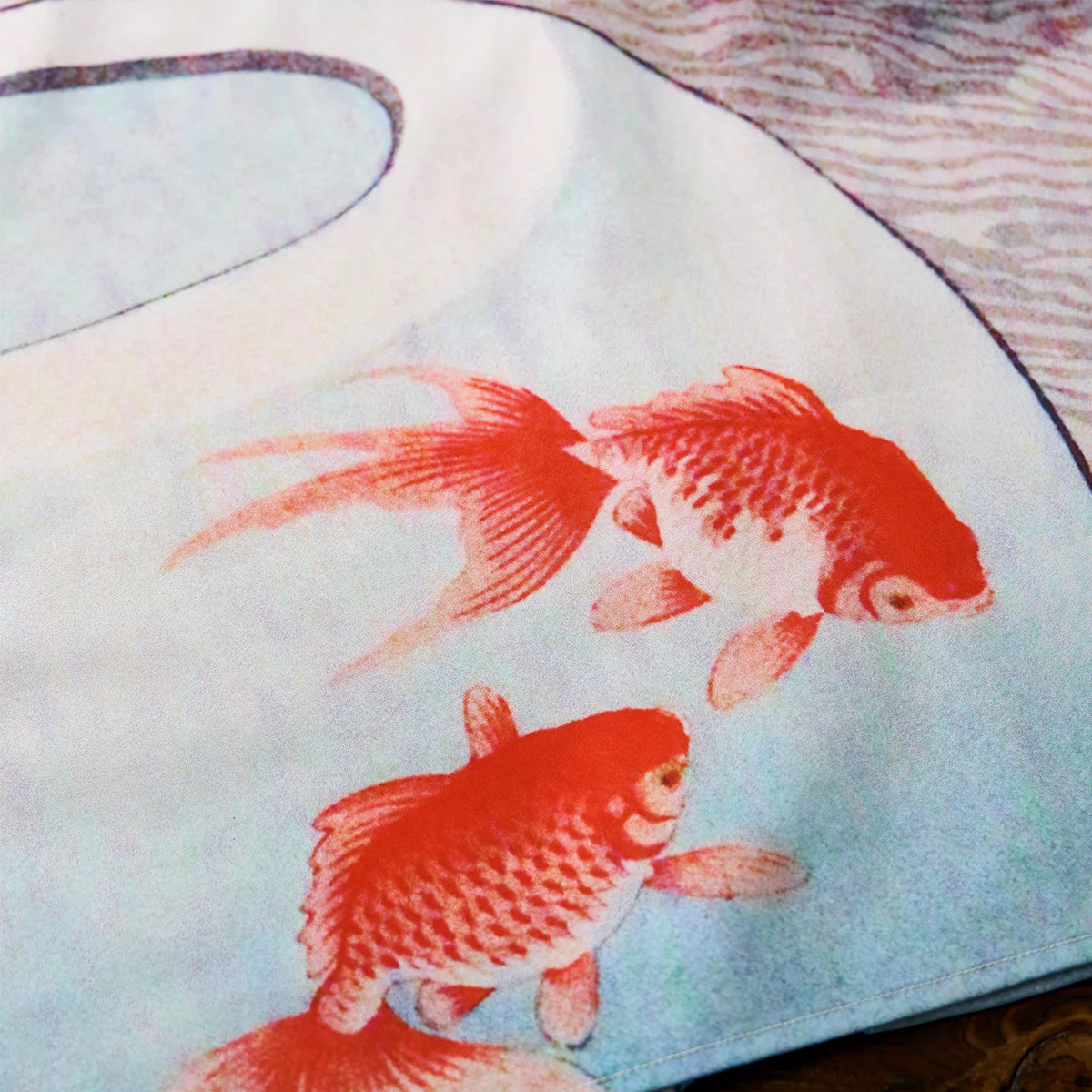 【予約】小原古邨「猫と金魚鉢の中で泳ぐ金魚たち」浮世絵風アロハシャツ - Image 17