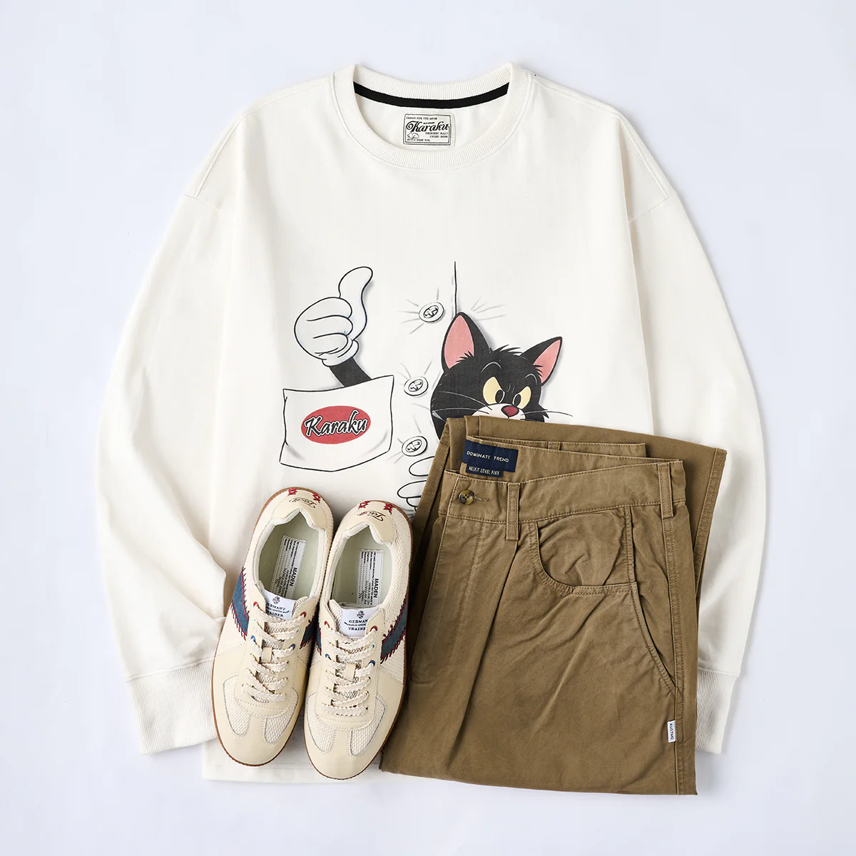 「Thumbs Up Cat」黒猫プリント入りコットンロングTee - Image 13