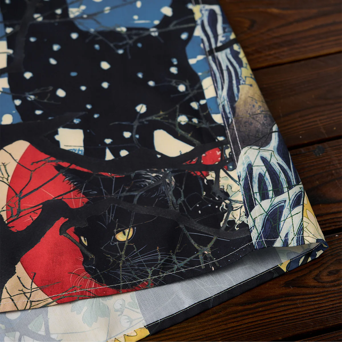【予約】「黒猫の四季旅」絵巻 浮世絵風プリント入りアロハシャツ - Image 15