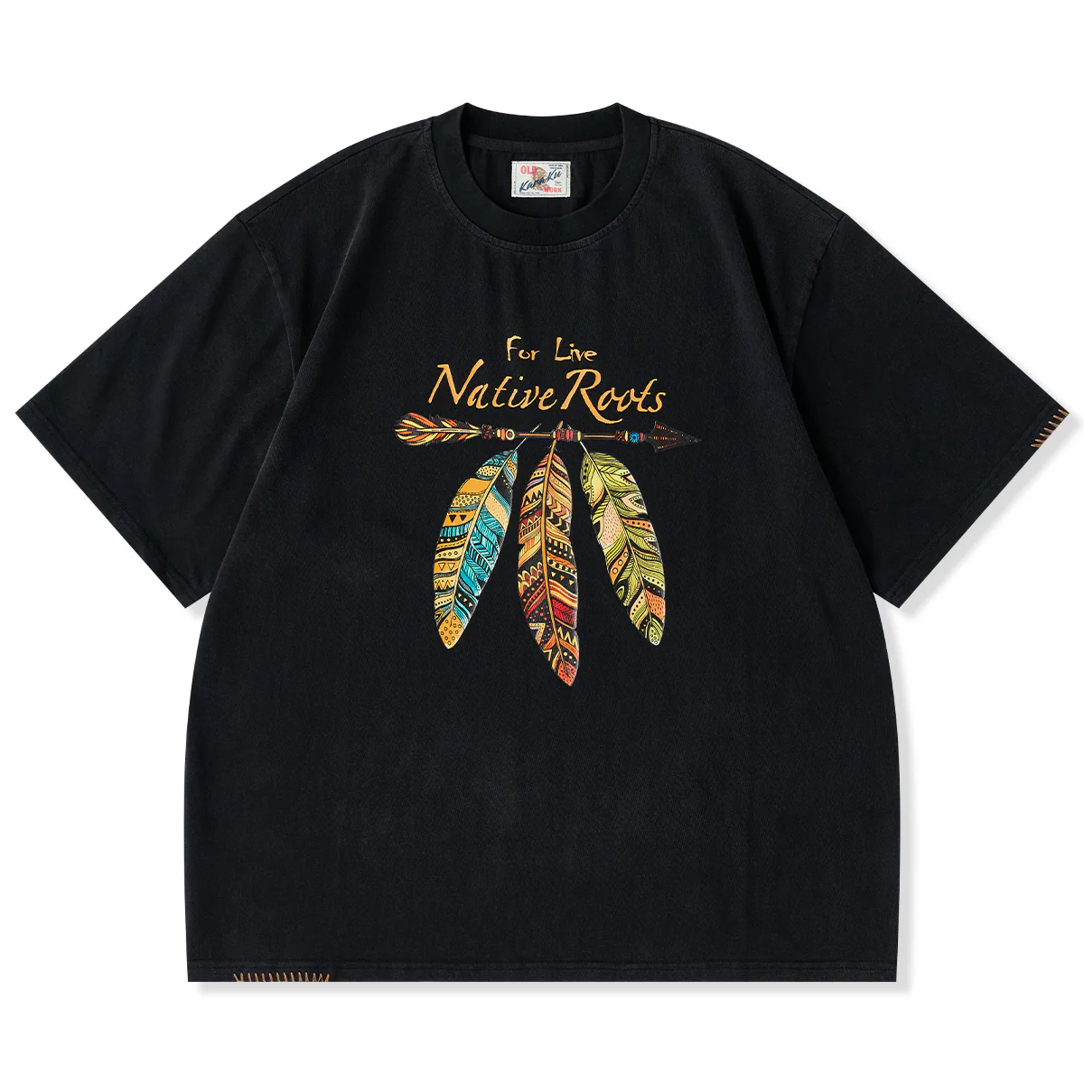 飾りステッチ ナバホ風のフェザープリントコットンTee