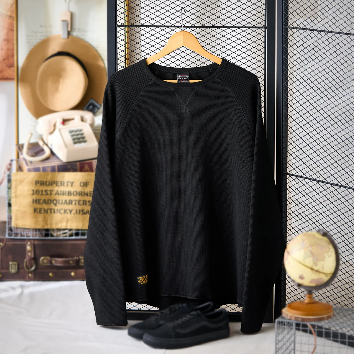Vガゼット入り ワッフルラグランスリーブロングTシャツ - Image 3