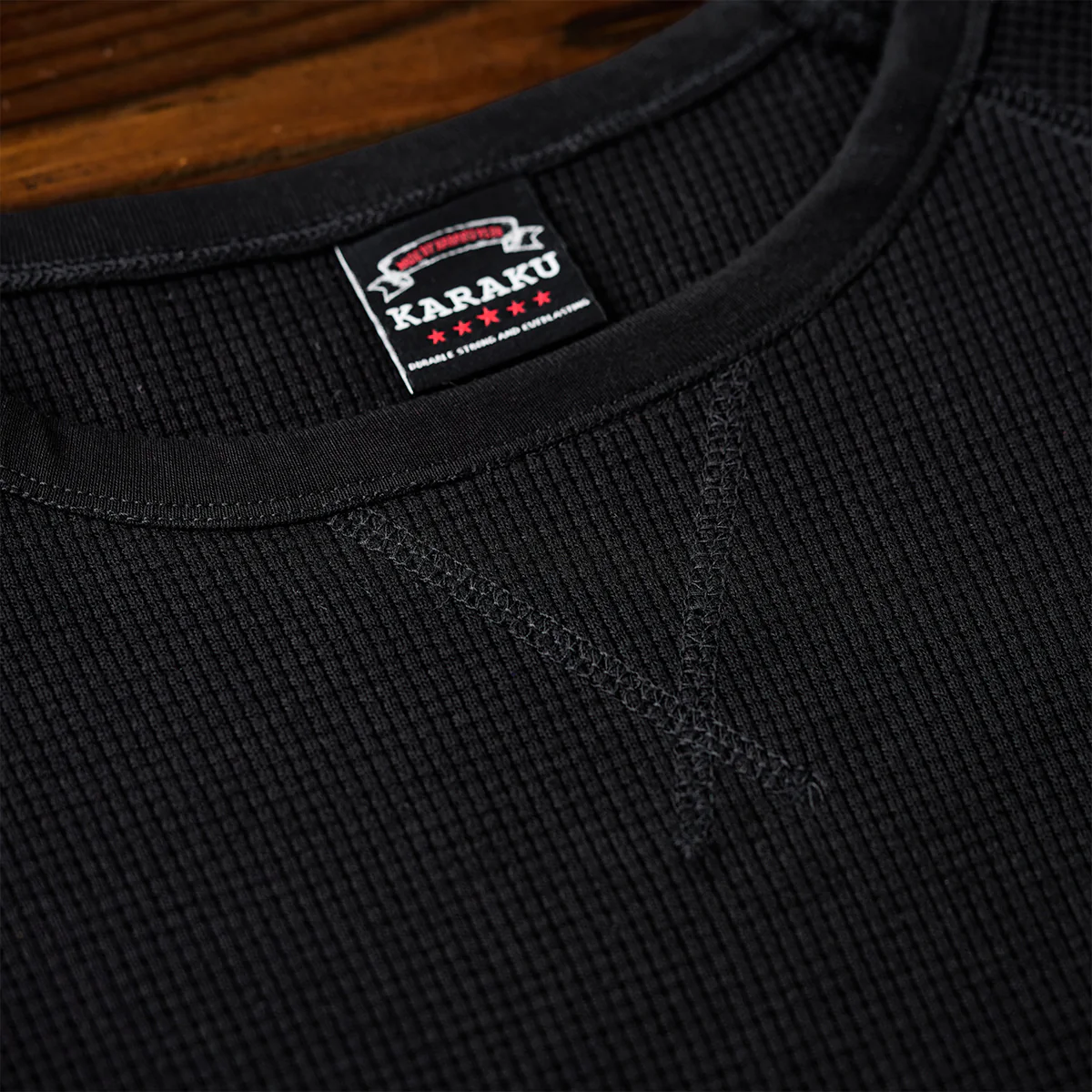 Vガゼット入り ワッフルラグランスリーブロングTシャツ - Image 6