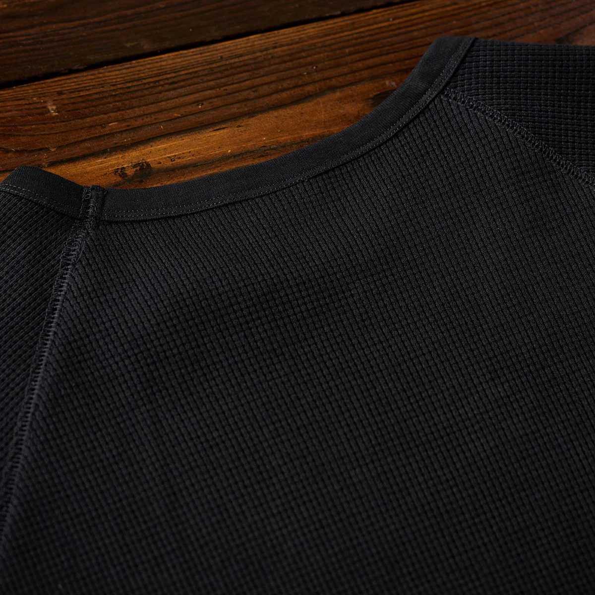 Vガゼット入り ワッフルラグランスリーブロングTシャツ - Image 8