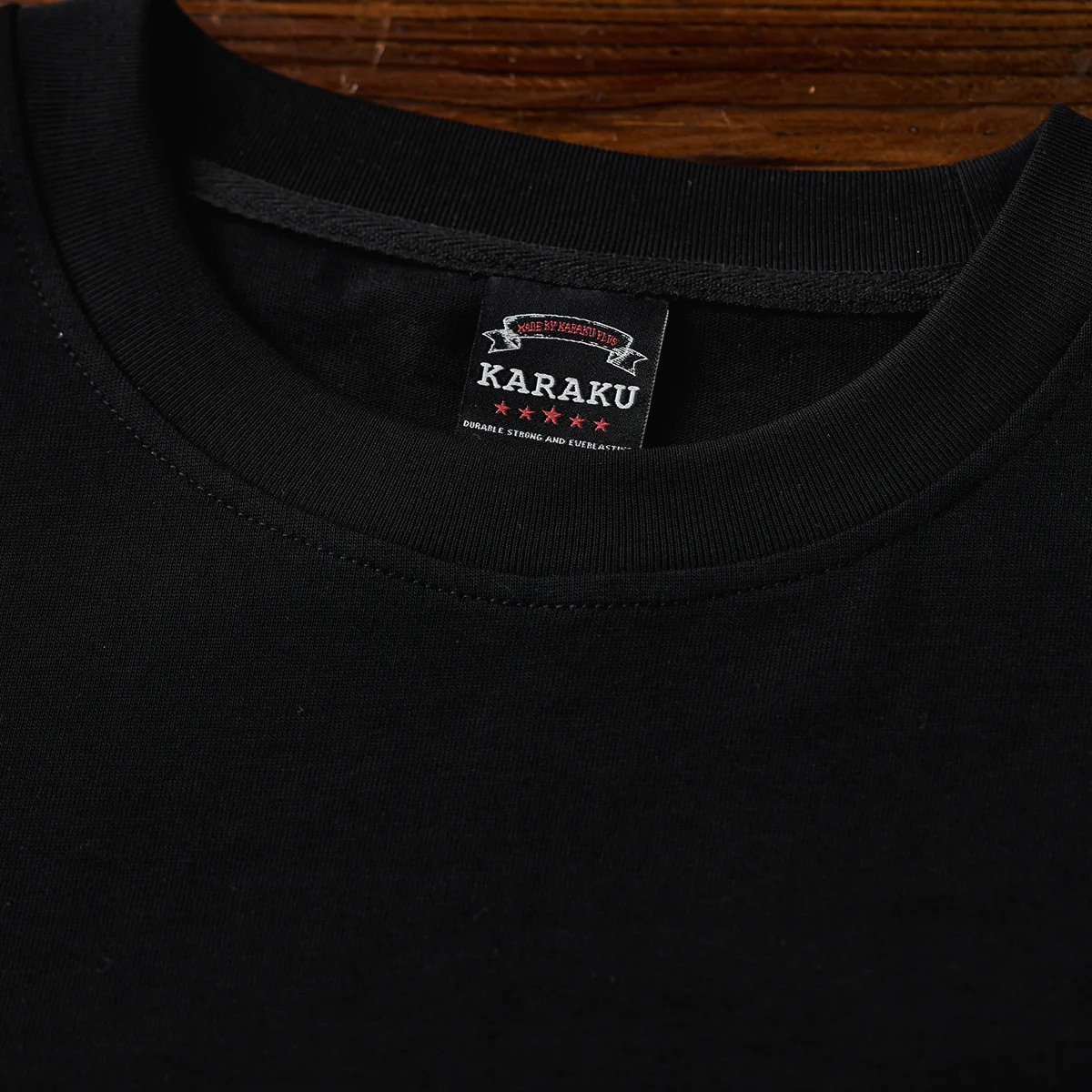 Karaku×川又聡「雪豹・足元に咲く色彩」プリント&Karaku刺繡入りコットンTee - Image 14