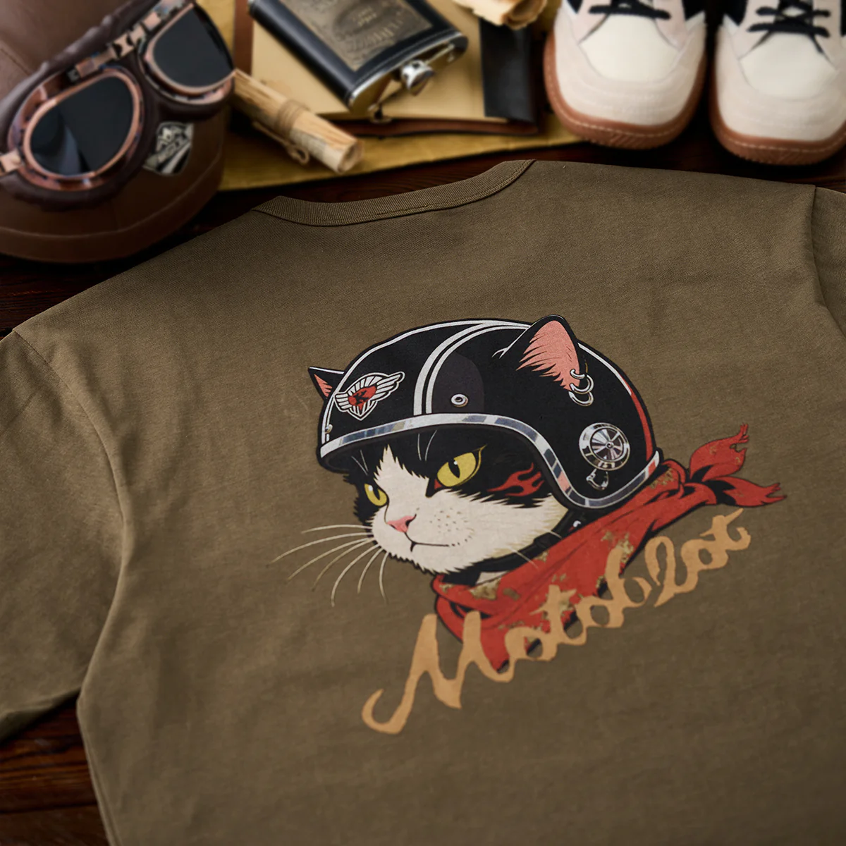 「ヘルメットを被った猫」プリント&KaraKuロゴ刺繡コットンTee 新色追加! - Image 7