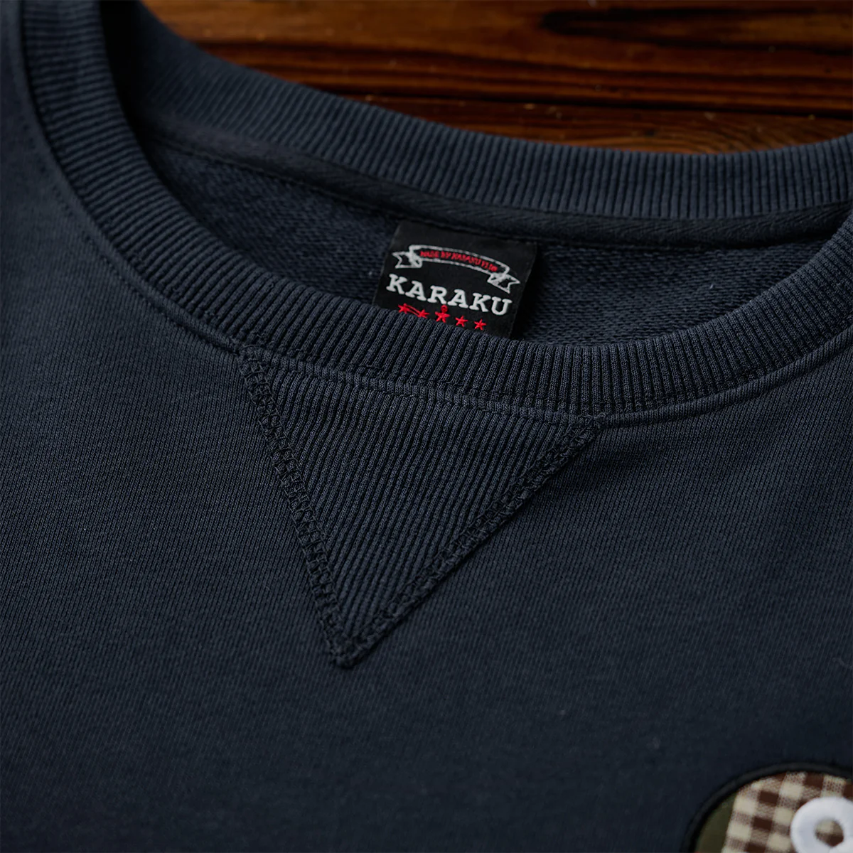 「68 Vintage Racing」刺繍＆肘チェックパッチ ネイビースウェット - Image 11