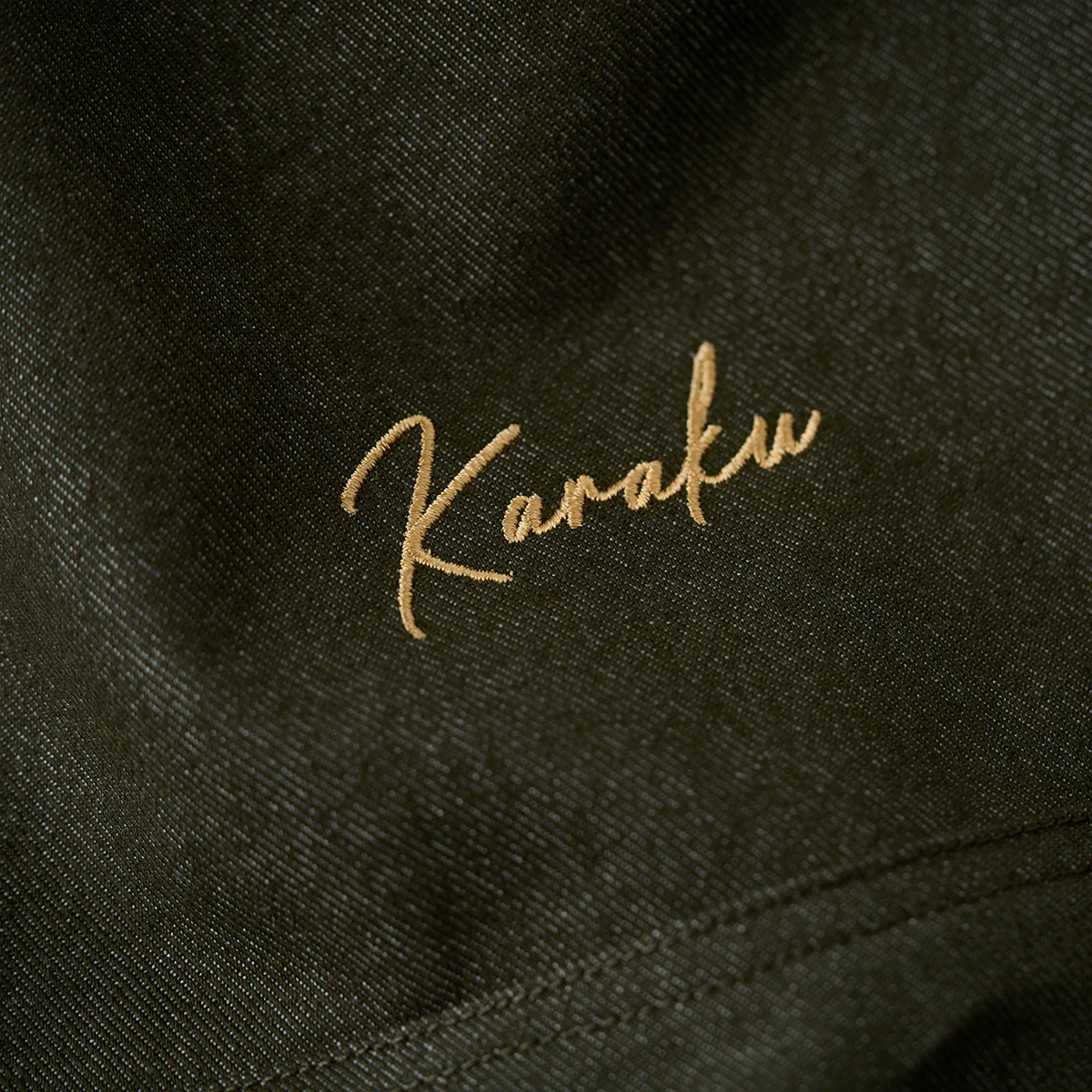 「KaraKu」ロゴ刺繡　裏ナバホ調柄・肘パッチハーフジップデニムスウェット - Image 9