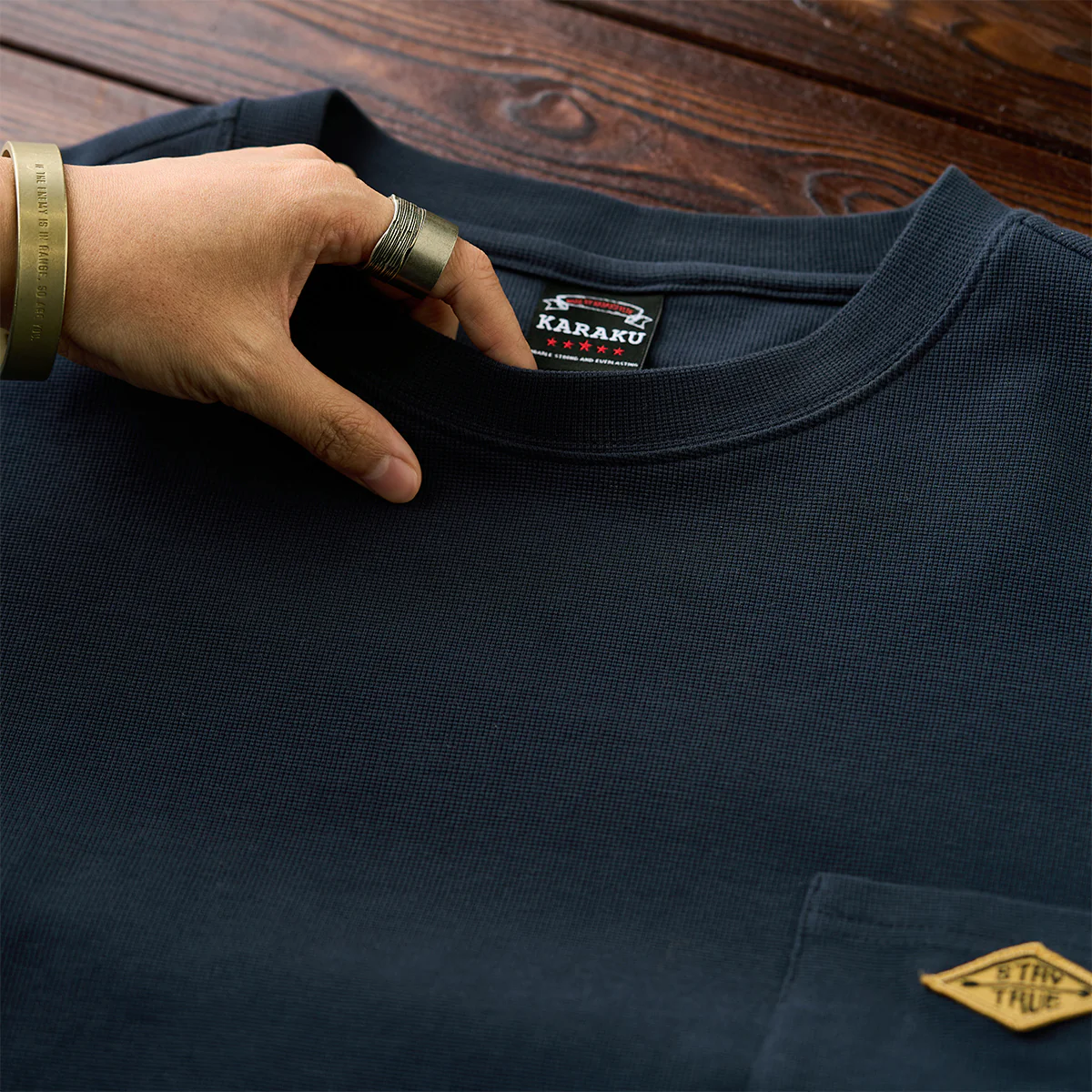 新色追加！「STAY TRUE」刺繍ワッペン　裾ドローコードワッフルTee - Image 7