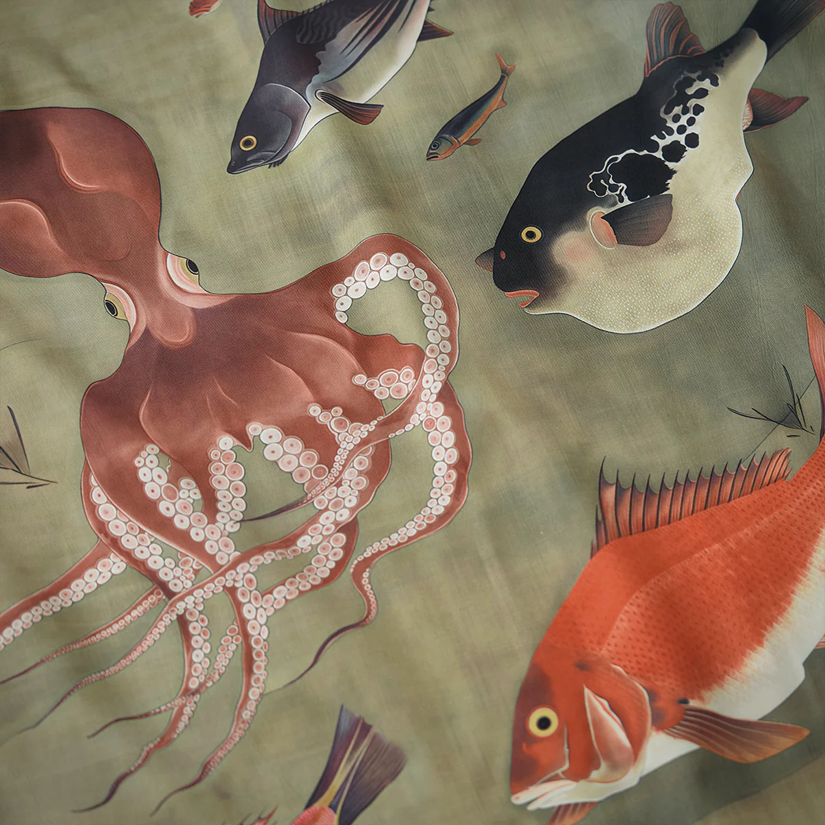 伊藤若冲「群魚図」プリント入りオープンカラーアロハシャツ - Image 10