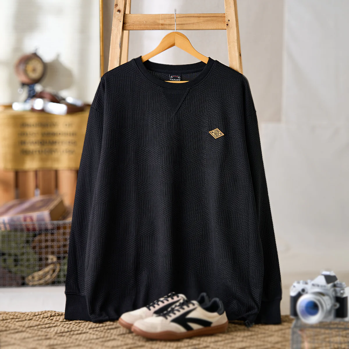 「STAY TRUE」刺繍ワッペン　裾ドローコード付きチェック織りニットロングT - Image 3
