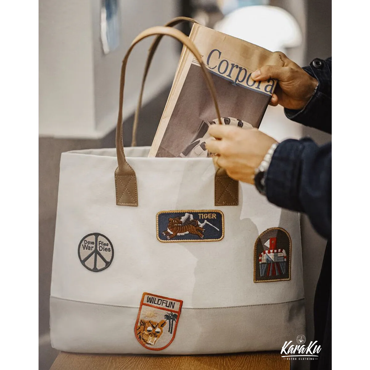 レトロ調刺繍ワッペン入り バイカラーキャンバストートバッグ - Image 6