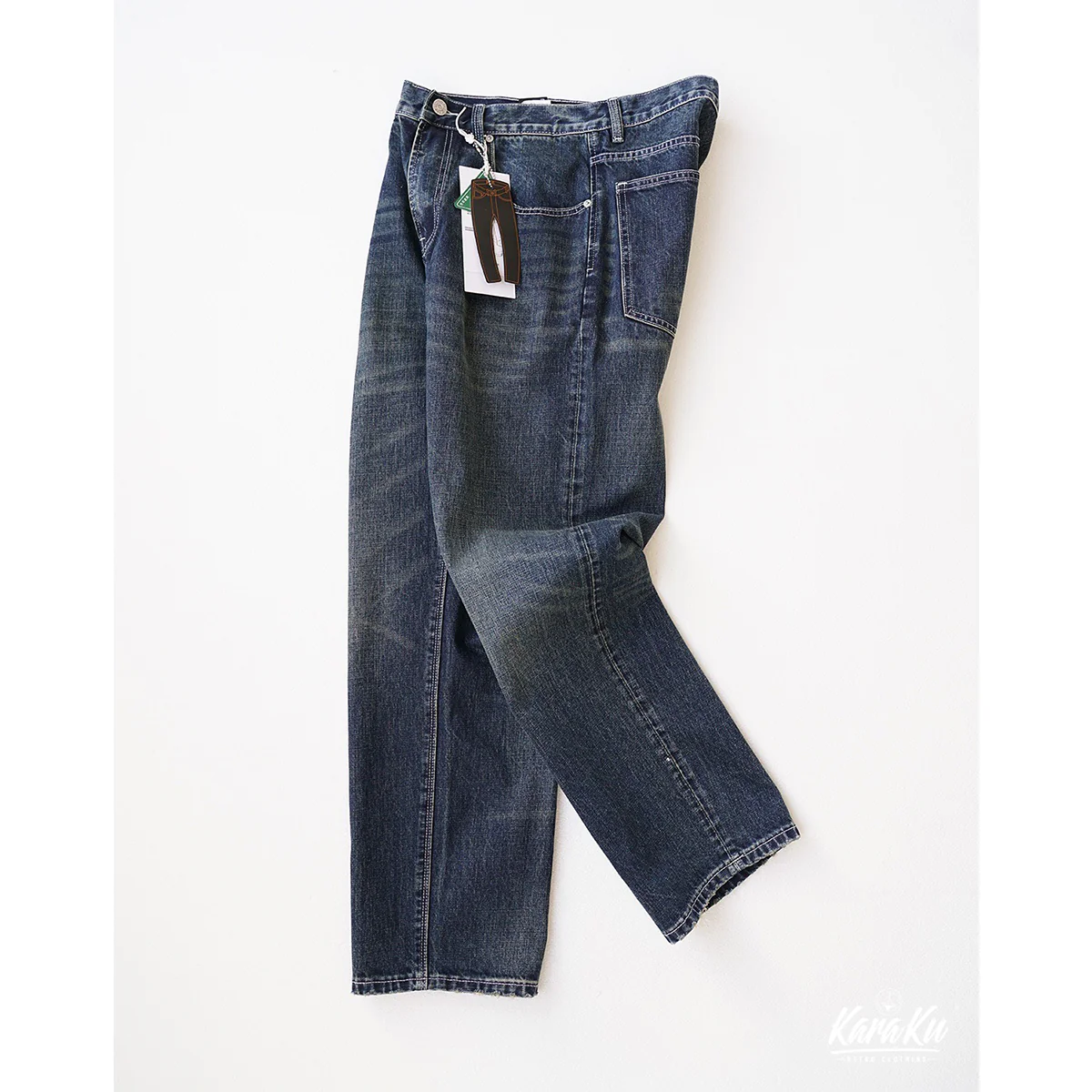 ヒゲ加工 コインポケット付きストレートデニムパンツ - Image 4