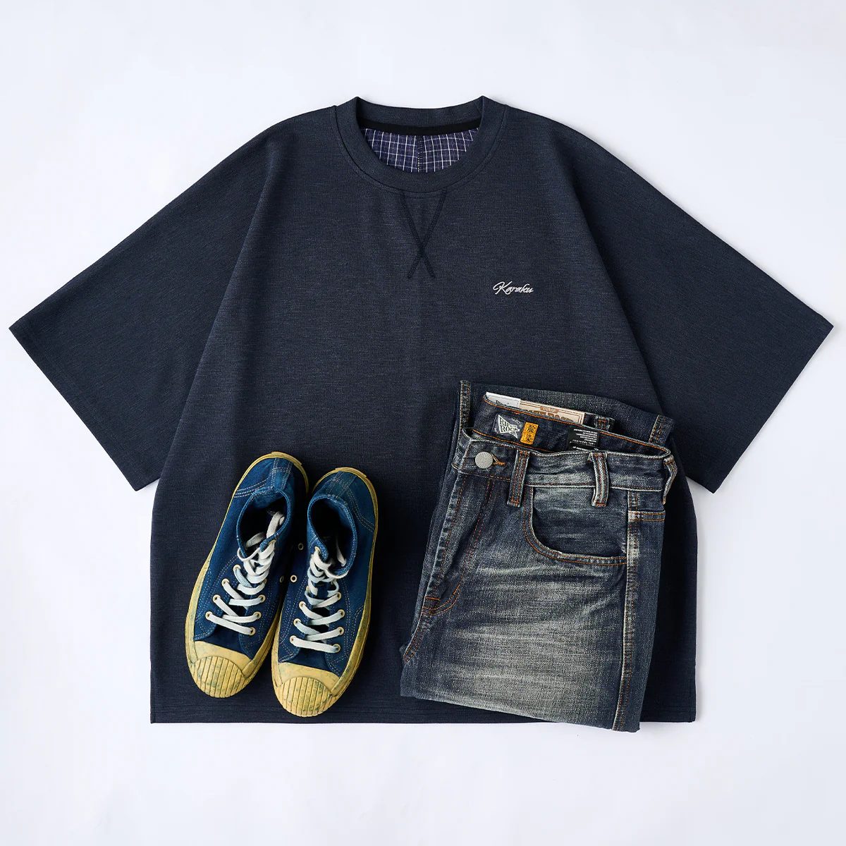 ウォッシュドヒゲ&裾カットオフ加工 ストレートデニムパンツ - Image 16