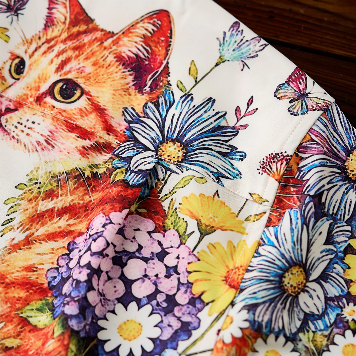 「猫たちと秘密の庭」水彩画風プリントアロハシャツ - Image 12