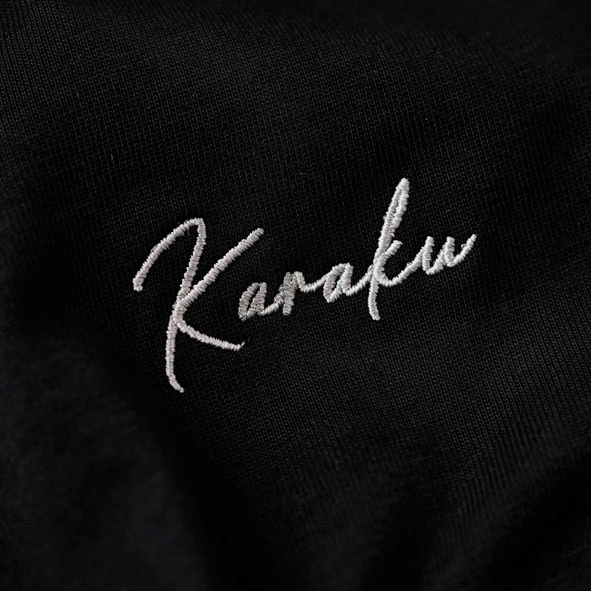 襟ペイズリージャカード切替　「KaraKu」刺繡入り2ボタンポロシャツ - Image 15