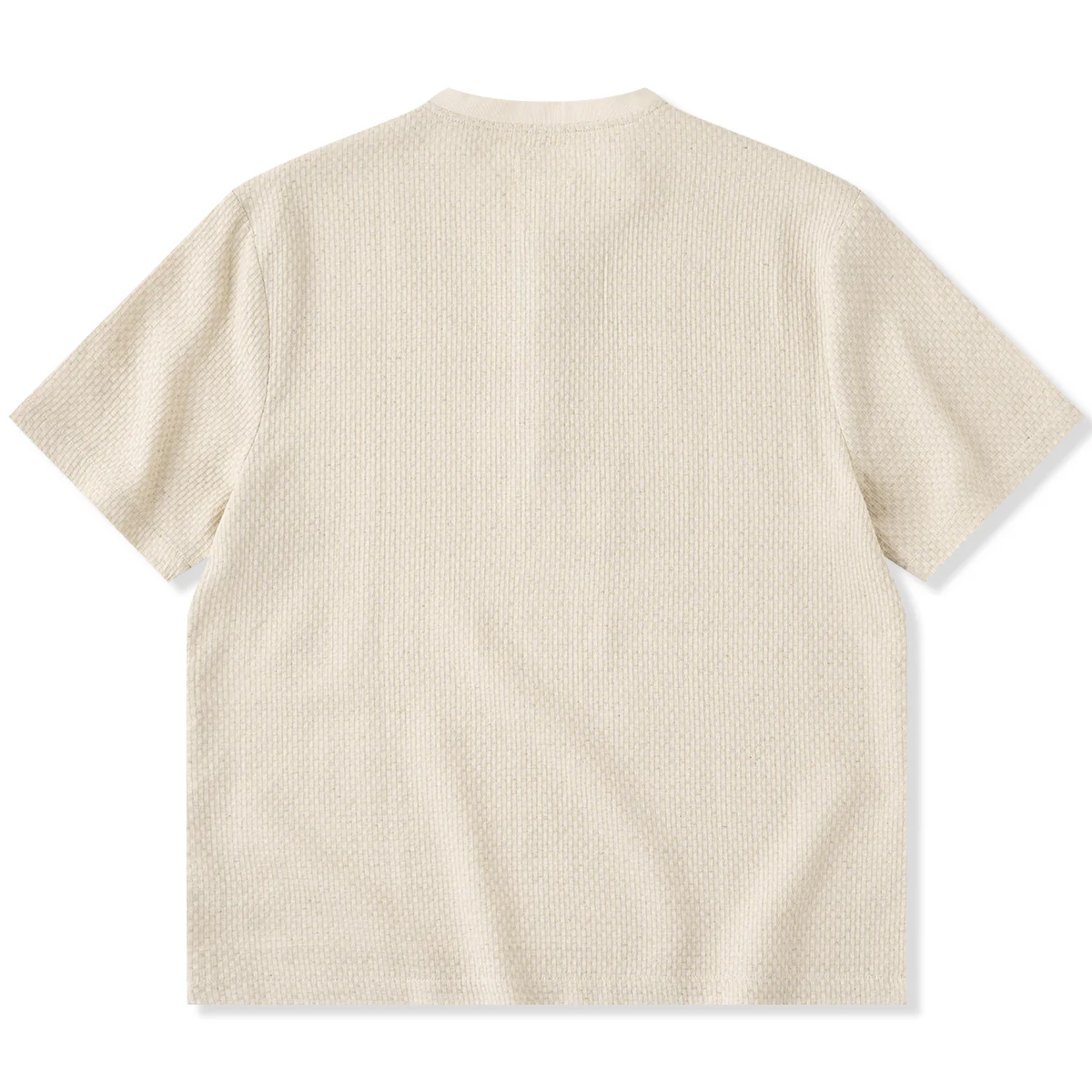 【予約】リネン混紡織り込むテクスチャー　レッドボタン付きヘンリーネックTシャツ - Image 2
