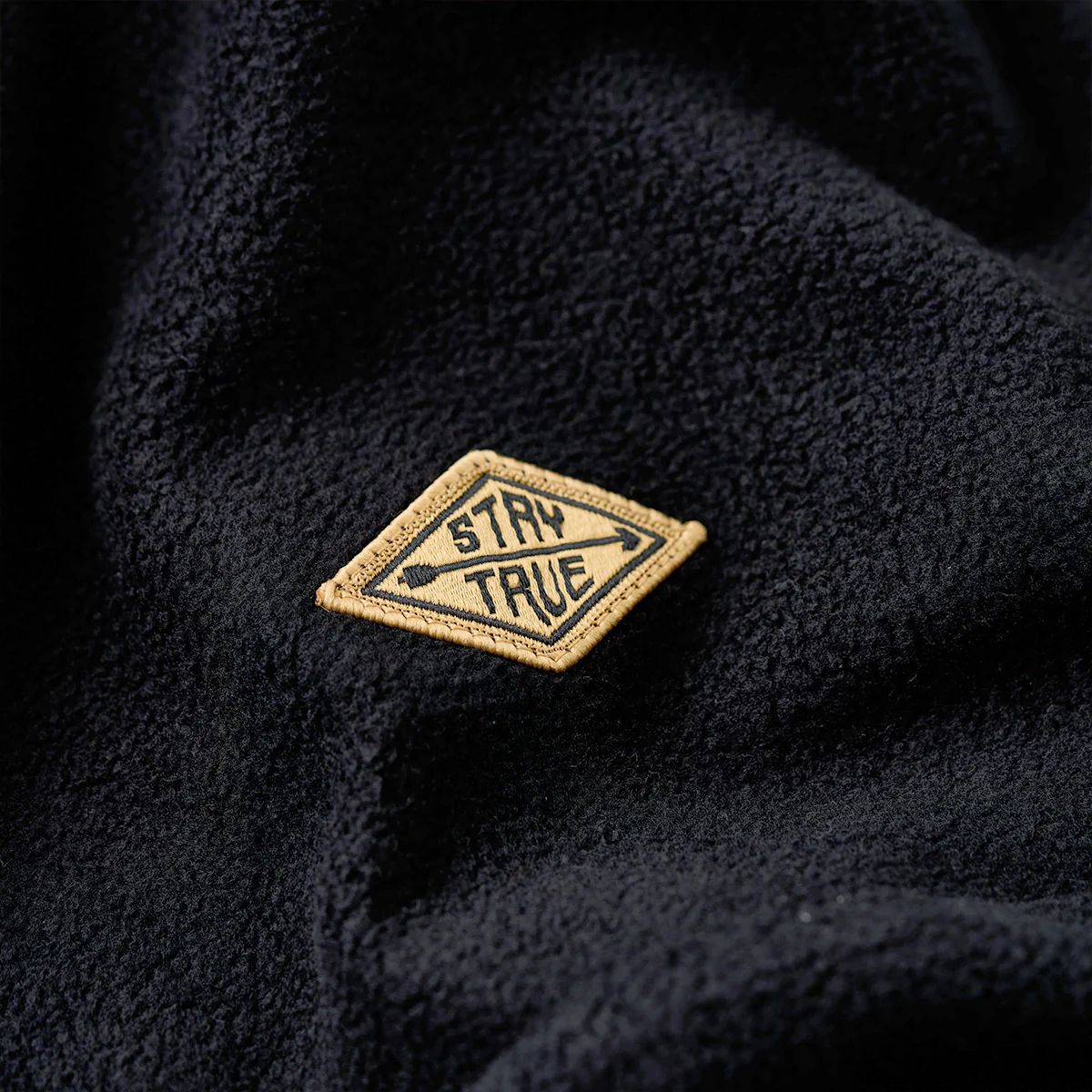 「STAY TRUE」刺繍ワッペン　カシミヤライクハーフジップハイネックスウェット - Image 16