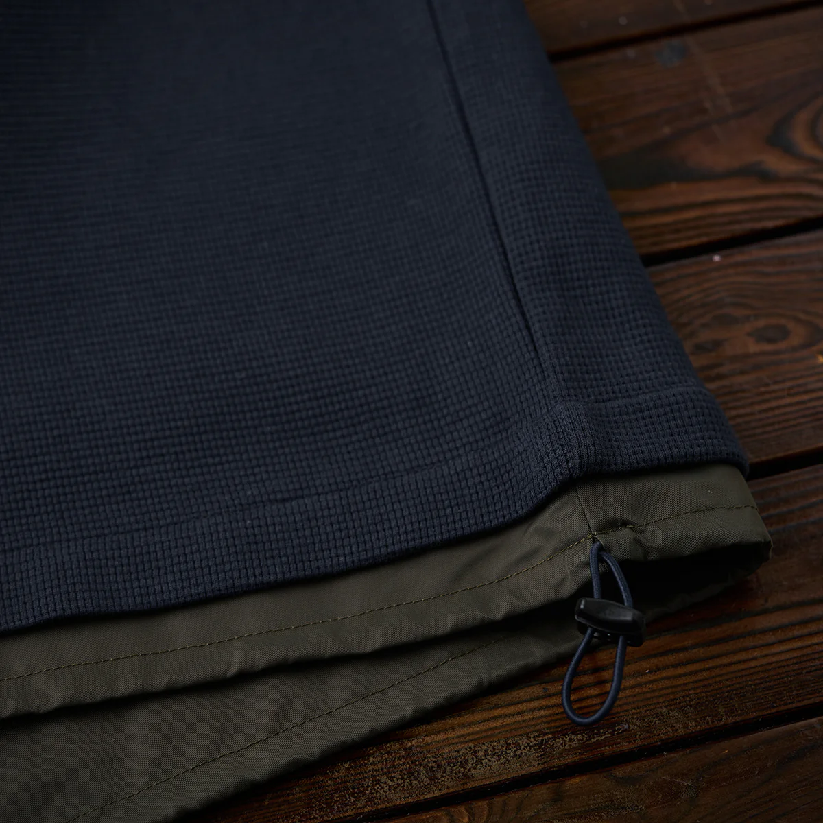 Karaku刺繍入り　裾異素材コンビワッフルマウンテンスウェット - Image 14