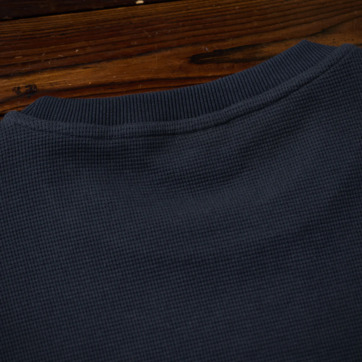 Karaku刺繍入り　裾異素材コンビワッフルマウンテンスウェット - Image 17